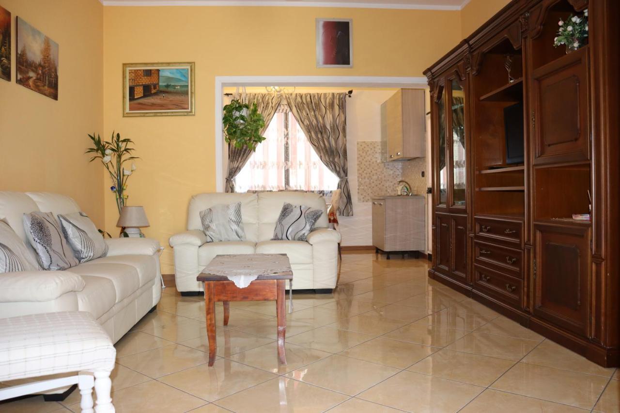 Casa Andreea Vicino Al Centro Di Olbia Iun R5904 Apartment Exterior photo