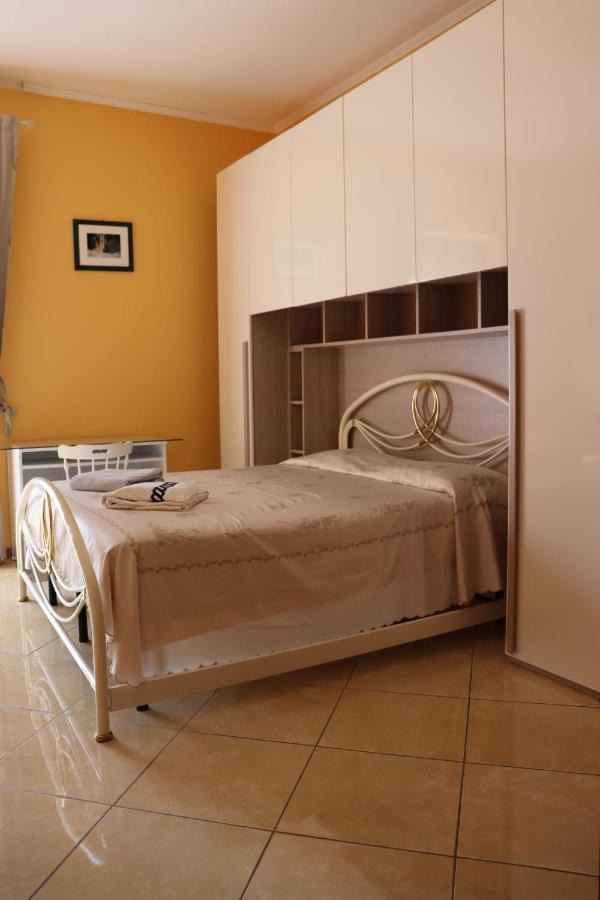 Casa Andreea Vicino Al Centro Di Olbia Iun R5904 Apartment Exterior photo